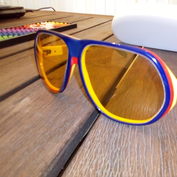 RARE Vintage 1960's Ray Ban Multicolor Ambermatic "Blazer" - Picture 2 of 7